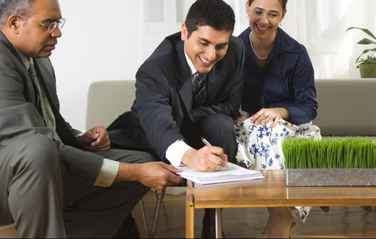 如何确定上海公司股权纠纷律师更可信